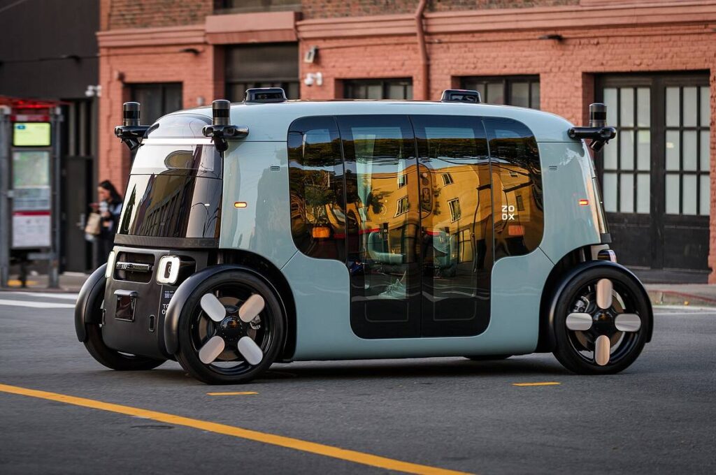 a zoox robo-taxi in San Francisco