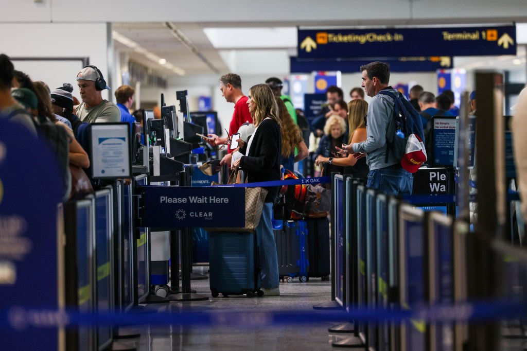 As FAA reductions reach fourth day, Bay Area airports continue to see flight cancellations, delays – The Press Democrat