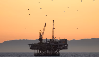 Trump to Push for Oil Drilling off California Coast