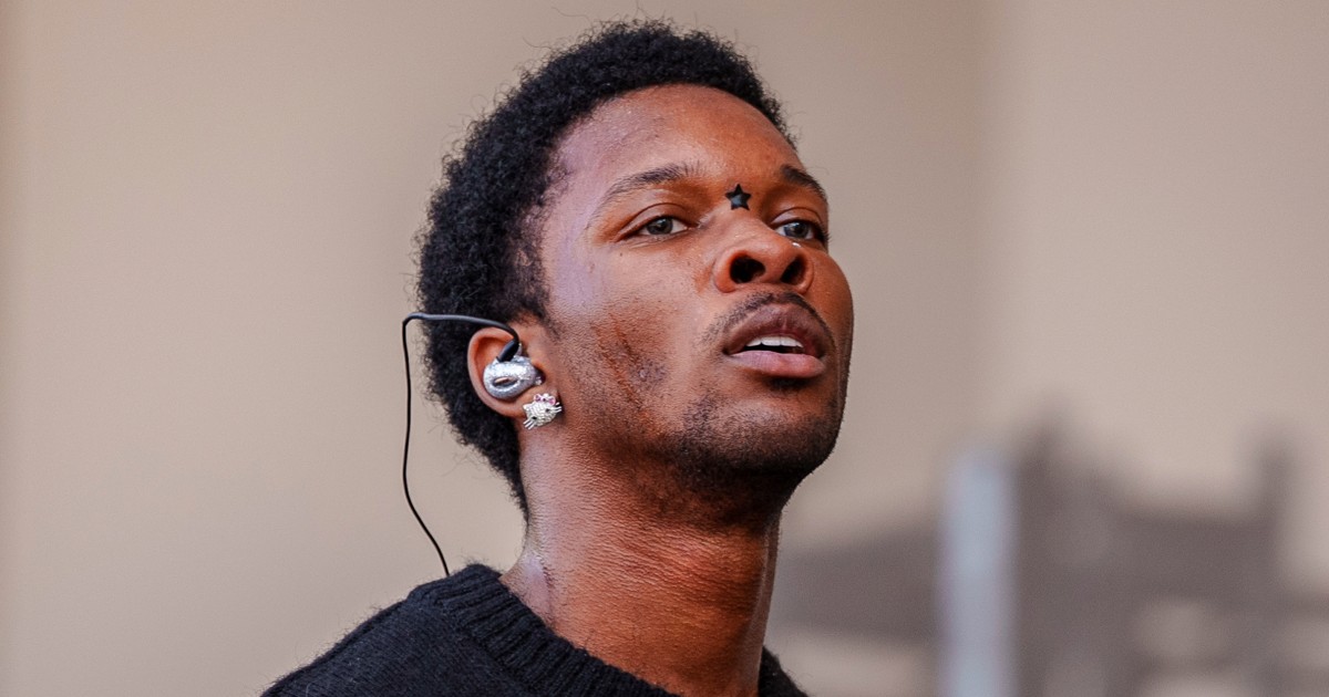 Singer D4vd is a suspect in death of 15-year-old found in trunk, LAPD source says