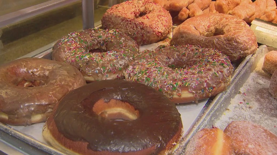 Bobs Donuts opens hole-y new storefront on SFs Polk Street