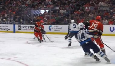 Sennecke, Carlsson each score twice in surging Ducks' 7th straight win, 4-1 over Jets