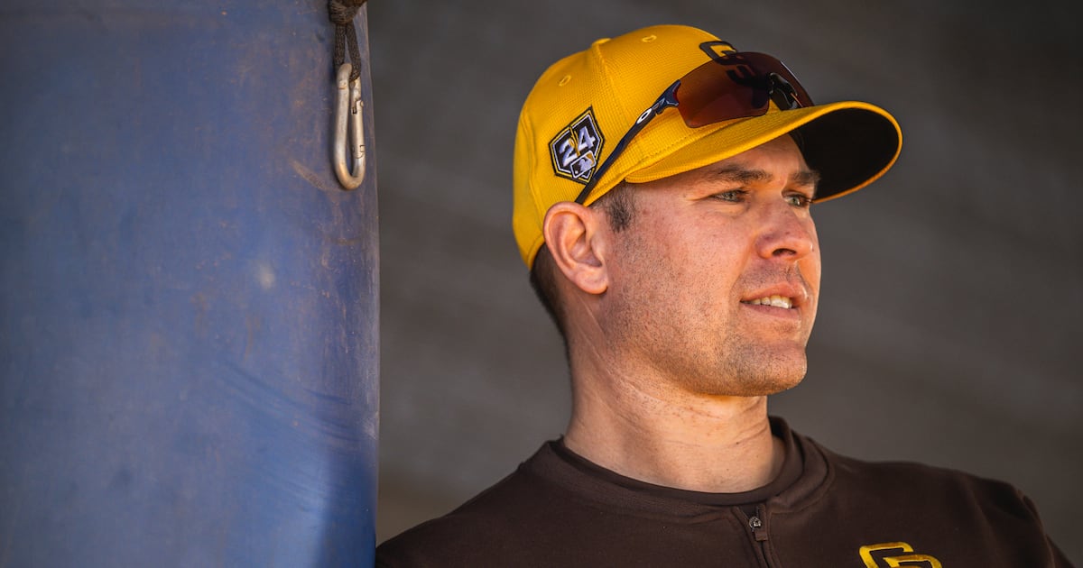 San Diego Padres name longtime reliever Craig Stammen manager