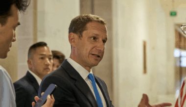 Lurie goes west to defend his Rich Family Zoning Plan ....