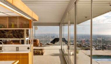 Los Angeles’ Most Famous Midcentury-Modern Home Is For Sale For the First Time
