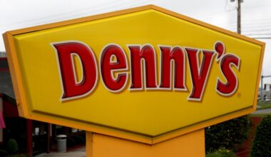Denny’s to be acquired and taken private in a deal valued at $620 million