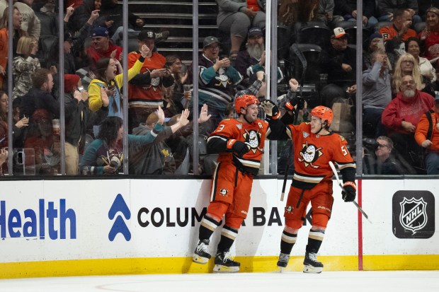 Ducks center Mason McTavish (23) celebrates after his goal with...