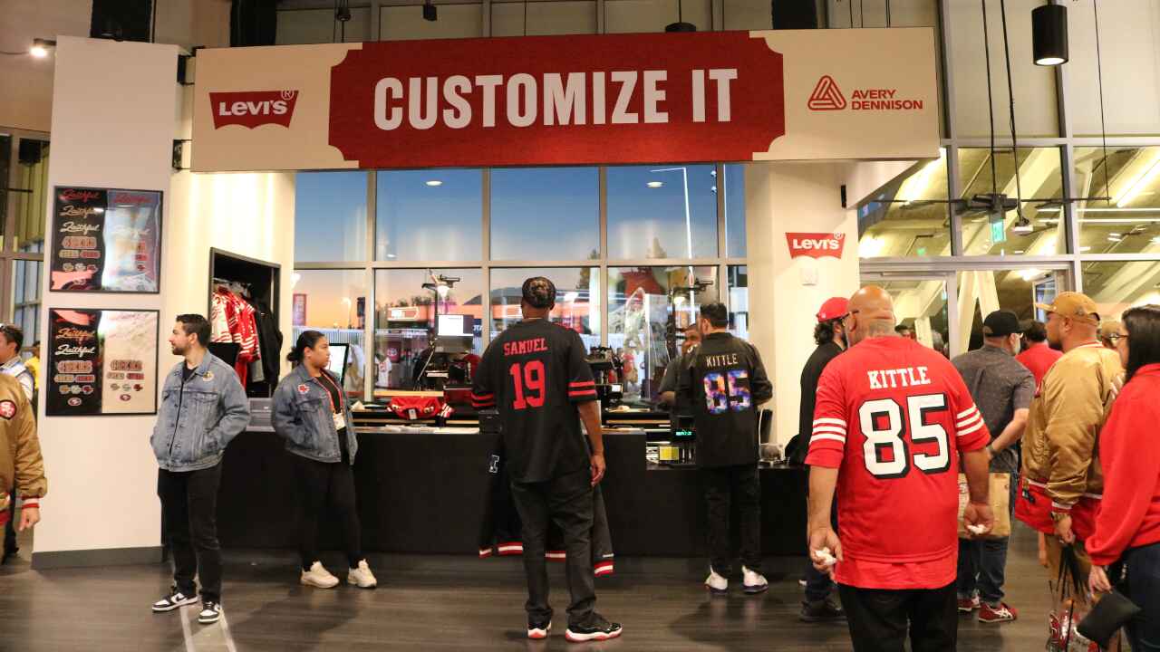 Avery Dennison extends San Francisco 49ers collaboration with enhanced technology