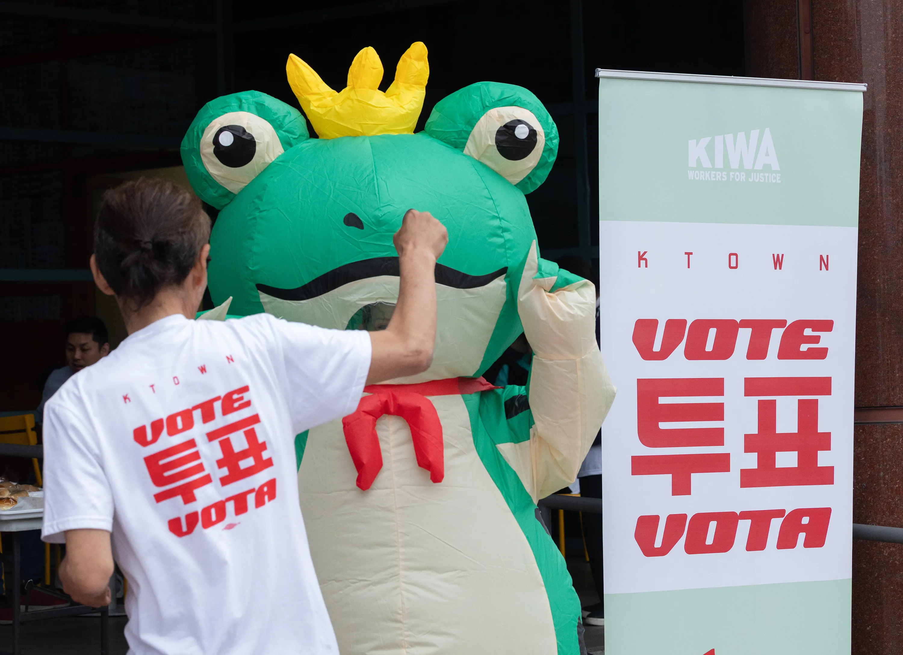 LOS ANGELES, CA – NOVEMBER 01: Participants get ready to walk during the “Can’t Stop Koreatown: Move the Vote” run/walk/rally to drop off ballots ahead of election day in Koreatown on Saturday, Nov. 1, 2025. (Myung J. Chun / Los Angeles Times via Getty Images)