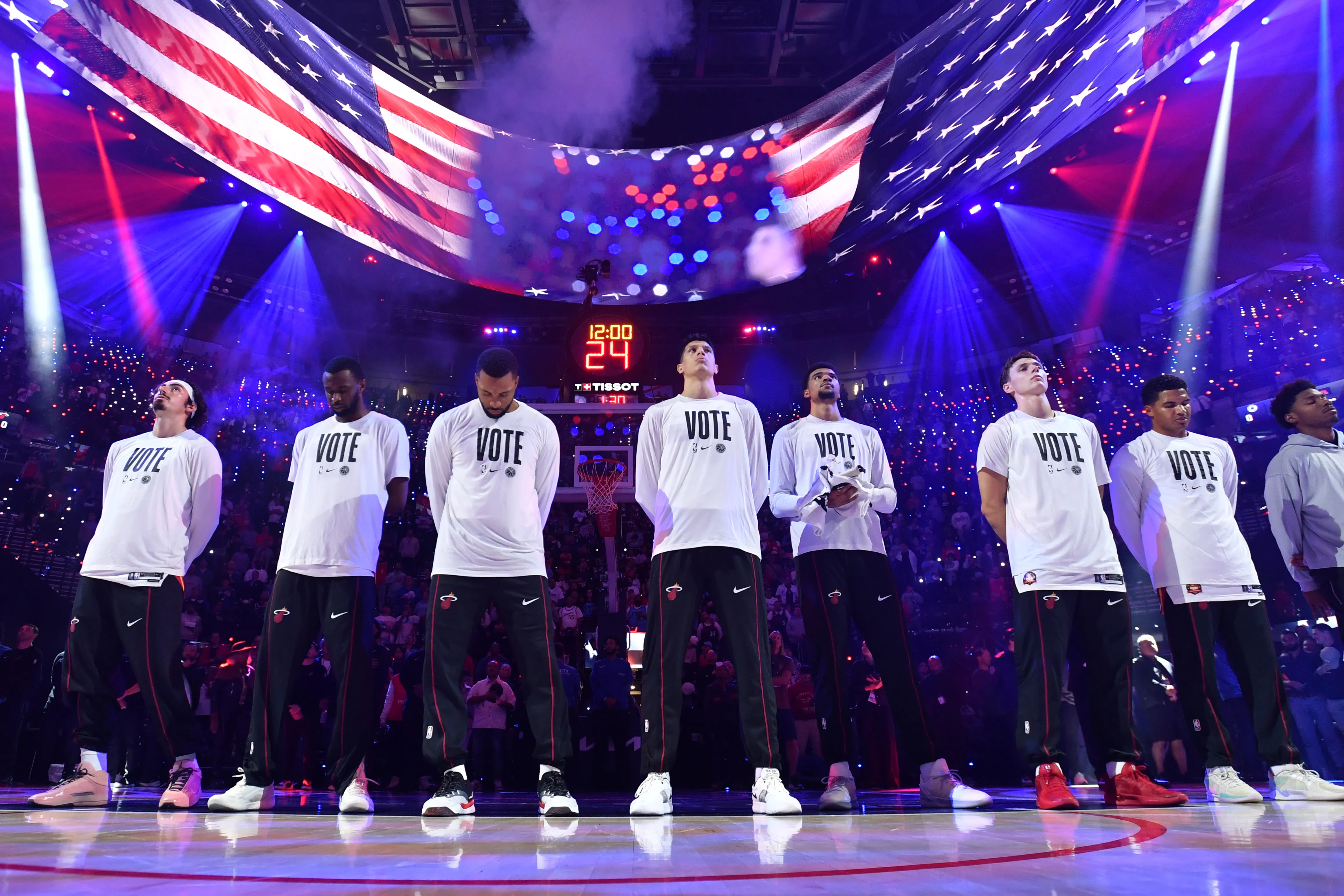 LOS ANGELES, CA – NOVEMBER  3: Miami Heat stands for the National Anthem before the game against the LA Clippers on November 3, 2025 at Crypto.Com Arena in Los Angeles, California. NOTE TO USER: User expressly acknowledges and agrees that, by downloading and/or using this Photograph, user is consenting to the terms and conditions of the Getty Images License Agreement. Mandatory Copyright Notice: Copyright 2025 NBAE (Photo by Juan Ocampo/NBAE via Getty Images)