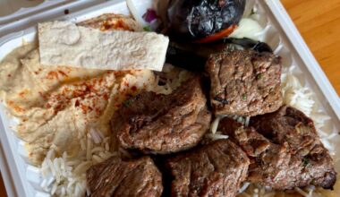 Los Angeles’s Smallest Kebab Shop Is Also Its Best