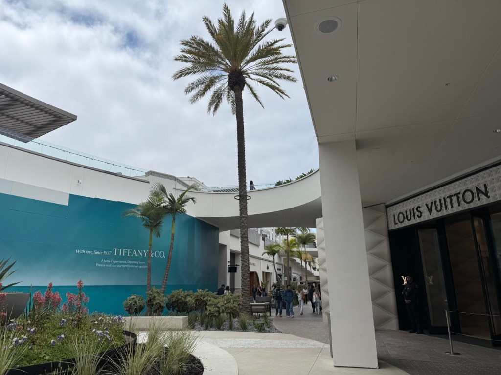 Fashion Valley store lineup gets an update, and two kid-friendly fun spots opening in Poway and Chula Vista – San Diego Union-Tribune