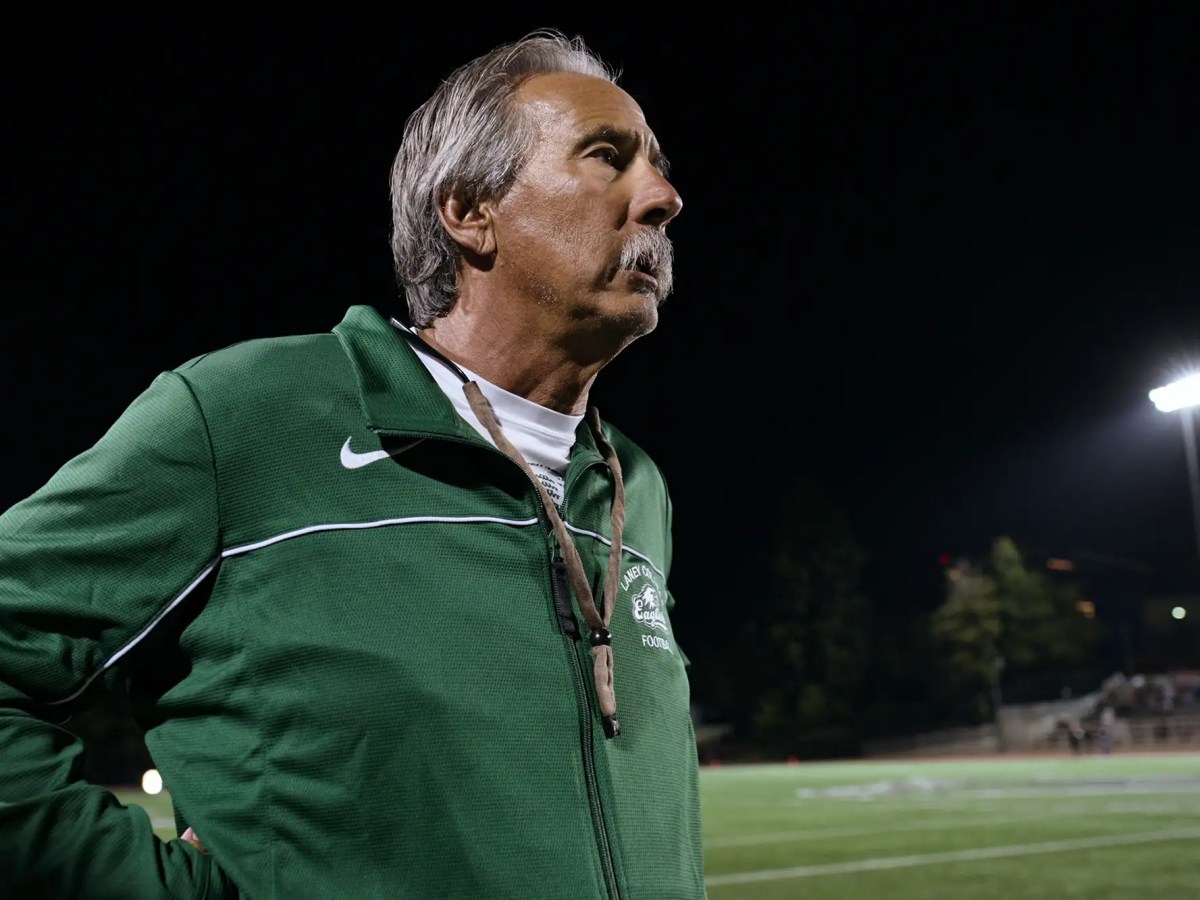John Beam, legendary Oakland football coach shot at Laney College, has died