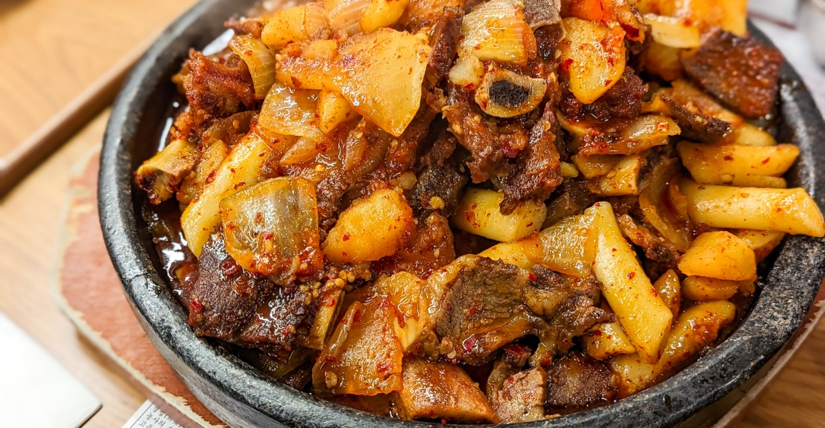 Sun Nong Dan Brings Flame-Torched Galbi-Jjim to Sawtelle Japantown