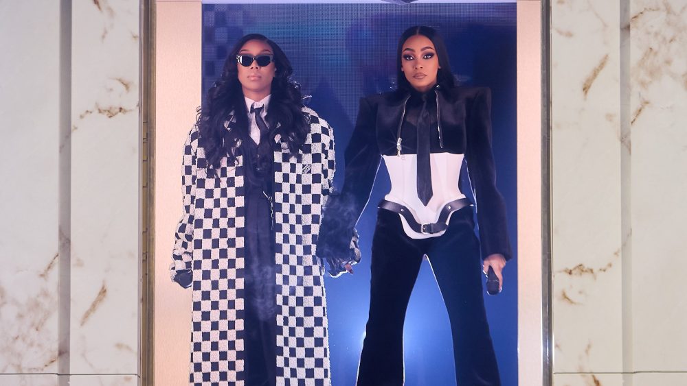 Brandy and Monica Reunite for a Parade of Hits in LA: Concert Review