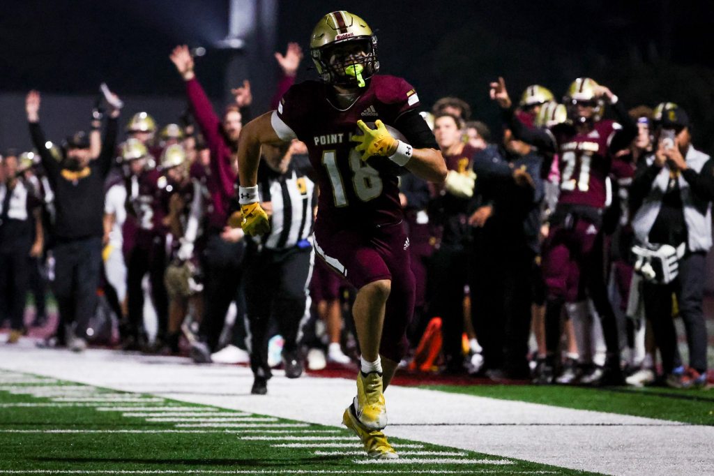 Pirates make it look EZ in playoff win over Holtville – San Diego Union-Tribune