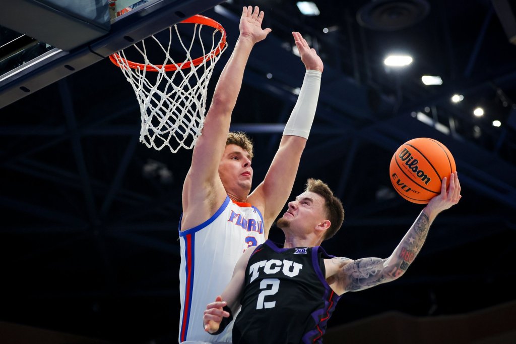 Standing tall; Badgers' Boyd is lights out; San Diego memories