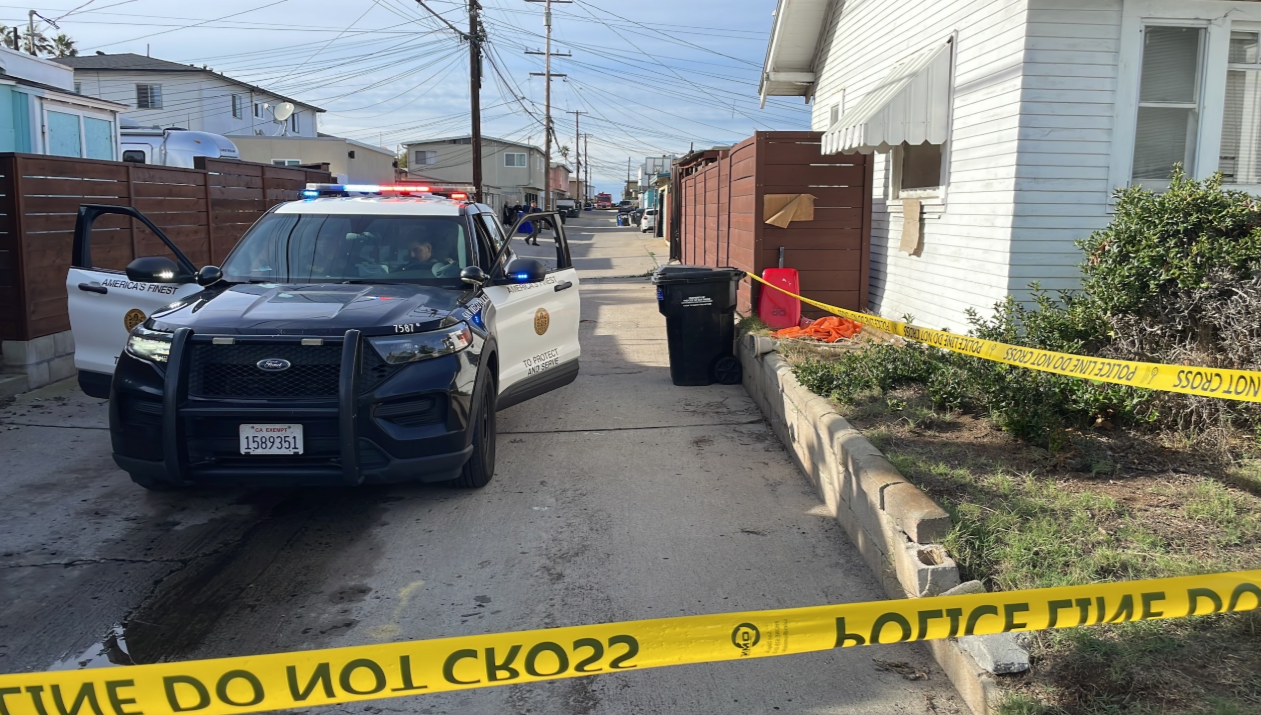 San Diego police, MAST investigate incident in Ocean Beach