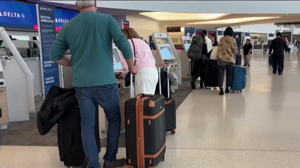 This is what air travelers experience at SFO as flights are reduced – NBC Bay Area