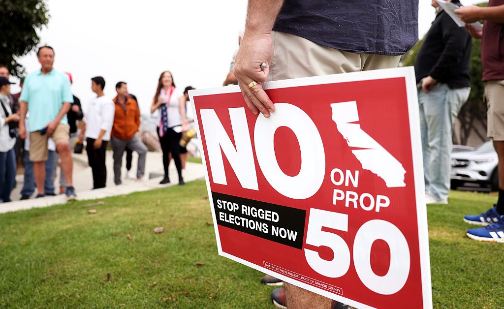 California Republicans Sue in Attempt to Block New House Maps