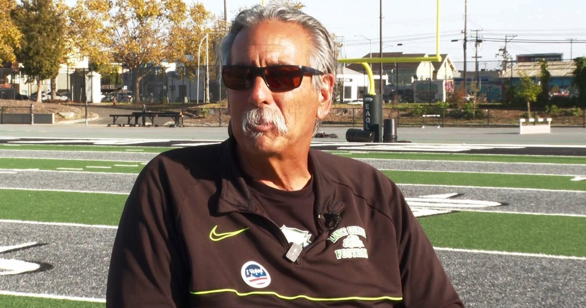 "Last Chance U" coach John Beam dies after shooting at Laney College in Oakland, California