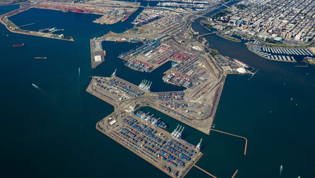 Port of Long Beach cargo volumes steady ahead of holidays