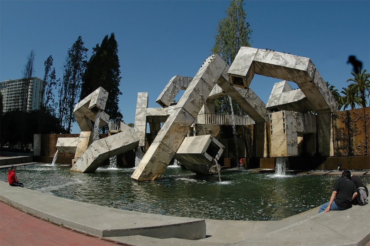 SF Rec & Parks Appears to Make End Run to Get Rid of Vaillancourt Fountain In a Hurry