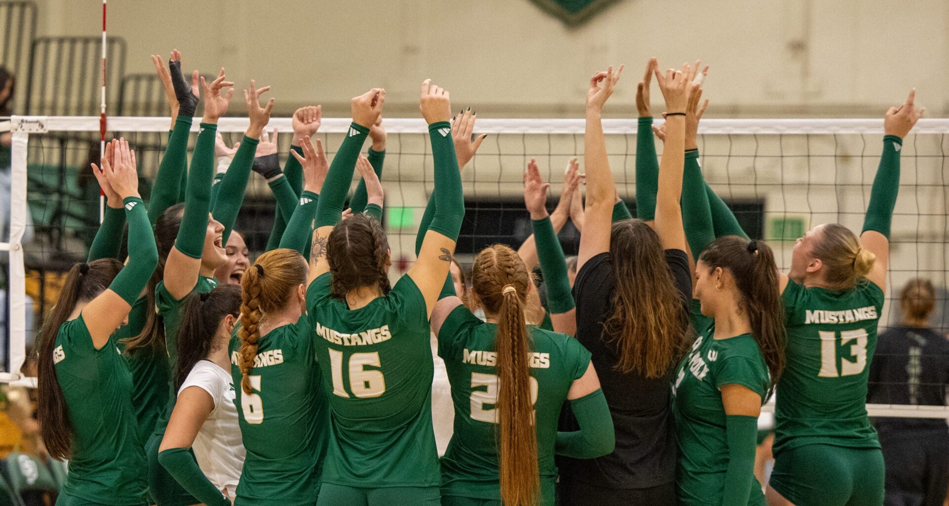 Cal Poly Volleyball defeats CSU Long Beach to advance to Big West Championship match