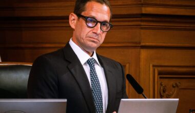 Lurie broke law by hiding Trump call logs, S.F. committee says