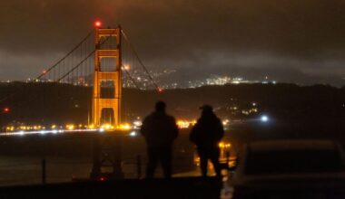 Waymo suspends San Francisco robotaxi service after blackout chaos