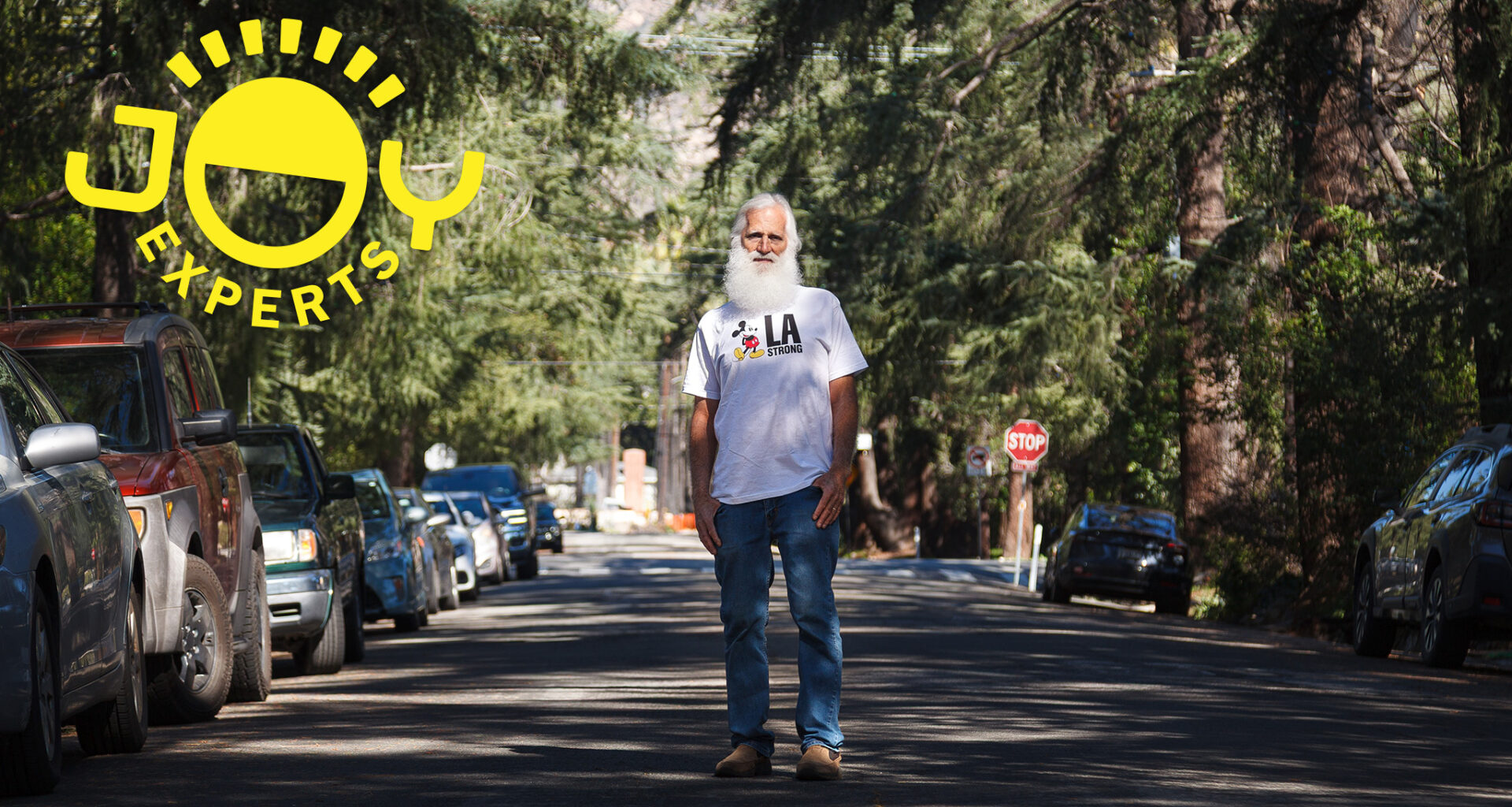 How Scott Wardlaw and the volunteers at Christmas Tree Lane have kept Altadena’s most joyous tradition alive