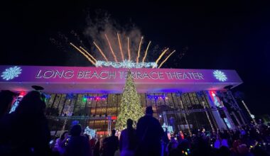 Thousands ring in the holiday season at 11th annual Long Beach Christmas Tree Lighting – Press Telegram