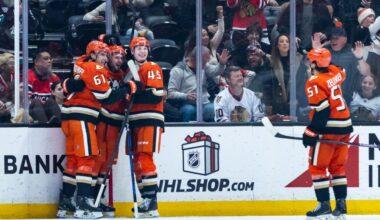 Ducks blow past Blackhawks in lopsided rout – Orange County Register