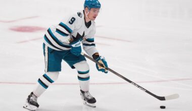 San Jose Sharks unable to slow down Philadelphia Flyers