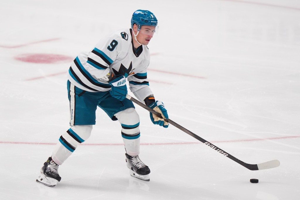 San Jose Sharks unable to slow down Philadelphia Flyers