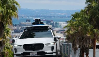 San Francisco woman gives birth in a Waymo self-driving taxi