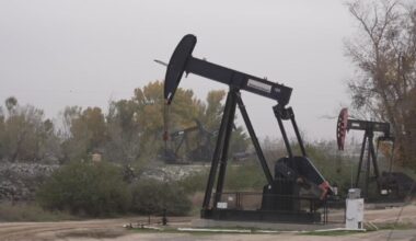 Kern prepares for new oil drilling as permits become available in 2026