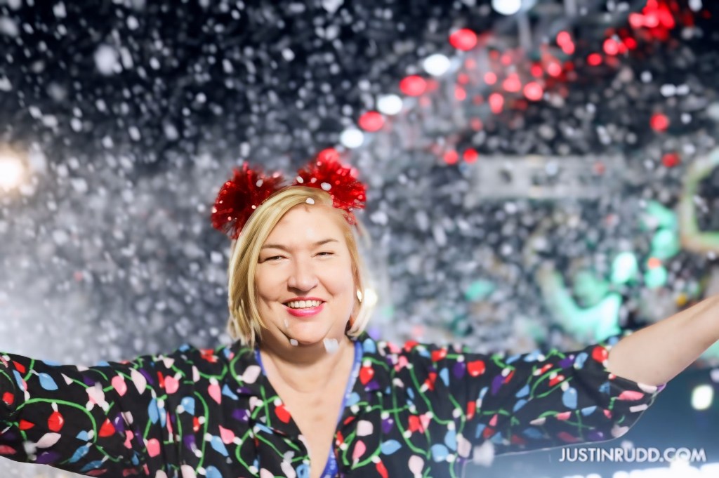 Heather Kern celebrates Belmont Shore parade in her PJs with thousands of others – Press Telegram