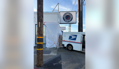 USPS truck backs into building in San Francisco Sunset