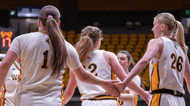 Cowgirls Travel to Fresno State Saturday