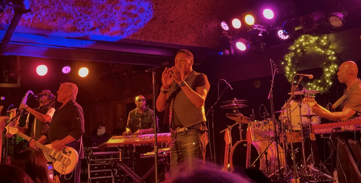 The English Beat delivers dance-worthy escape to sold-out Belly Up