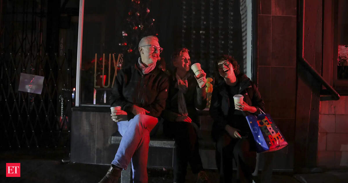 SF power outage: When will power be back in San Francisco? PG&E says restoration is ‘possible later today’ but ‘not able to confirm’ its own outage map