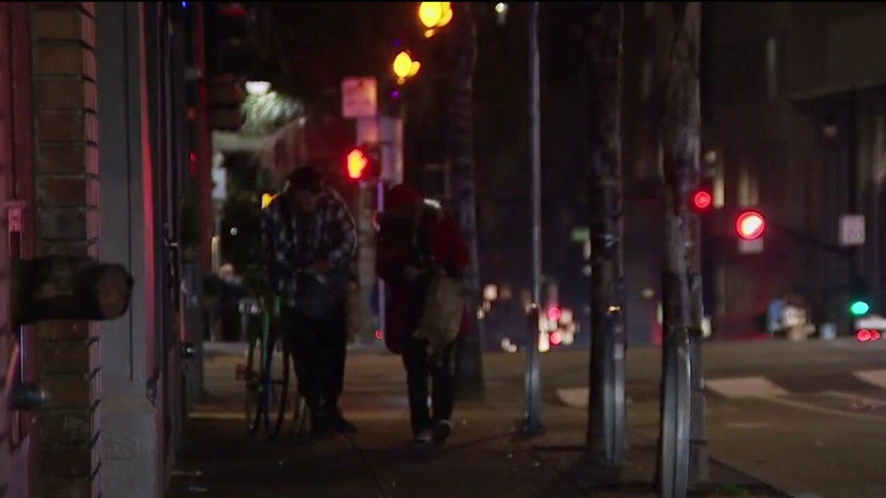 Days-long outage hits elderly, low-income residents hardest in San Francisco