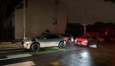 Waymos Froze, Blocked Traffic During San Francisco Power Outage