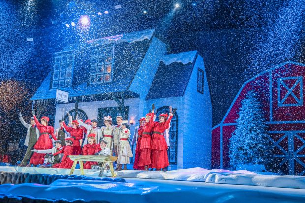 The "Home for the Holidays" musical revue on the Calico Mine Stage during Knott's Merry Farm. (Courtesy of Knott's)