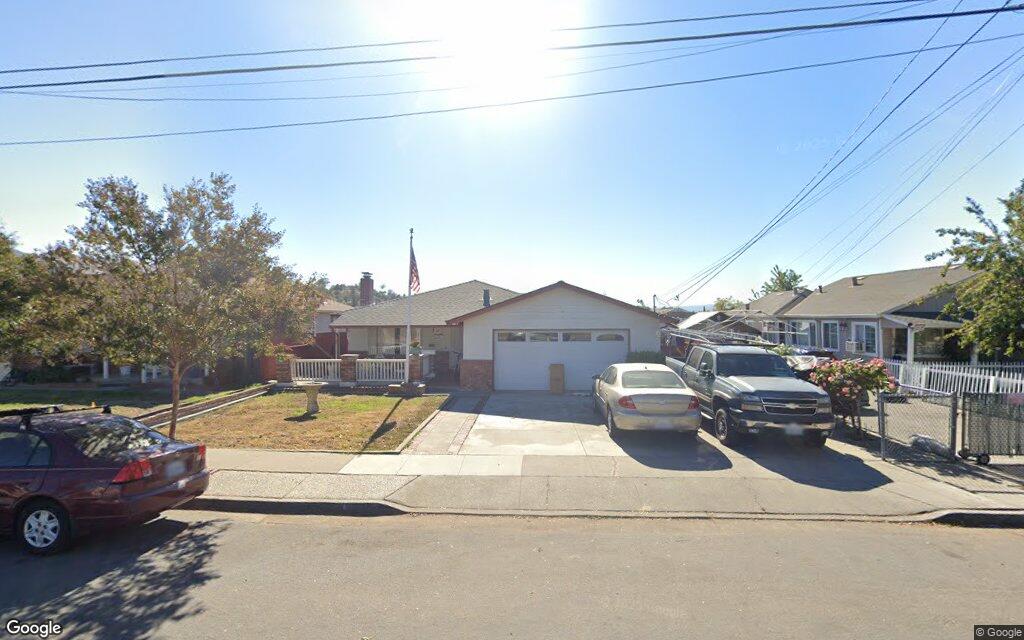 South Claremont Avenue