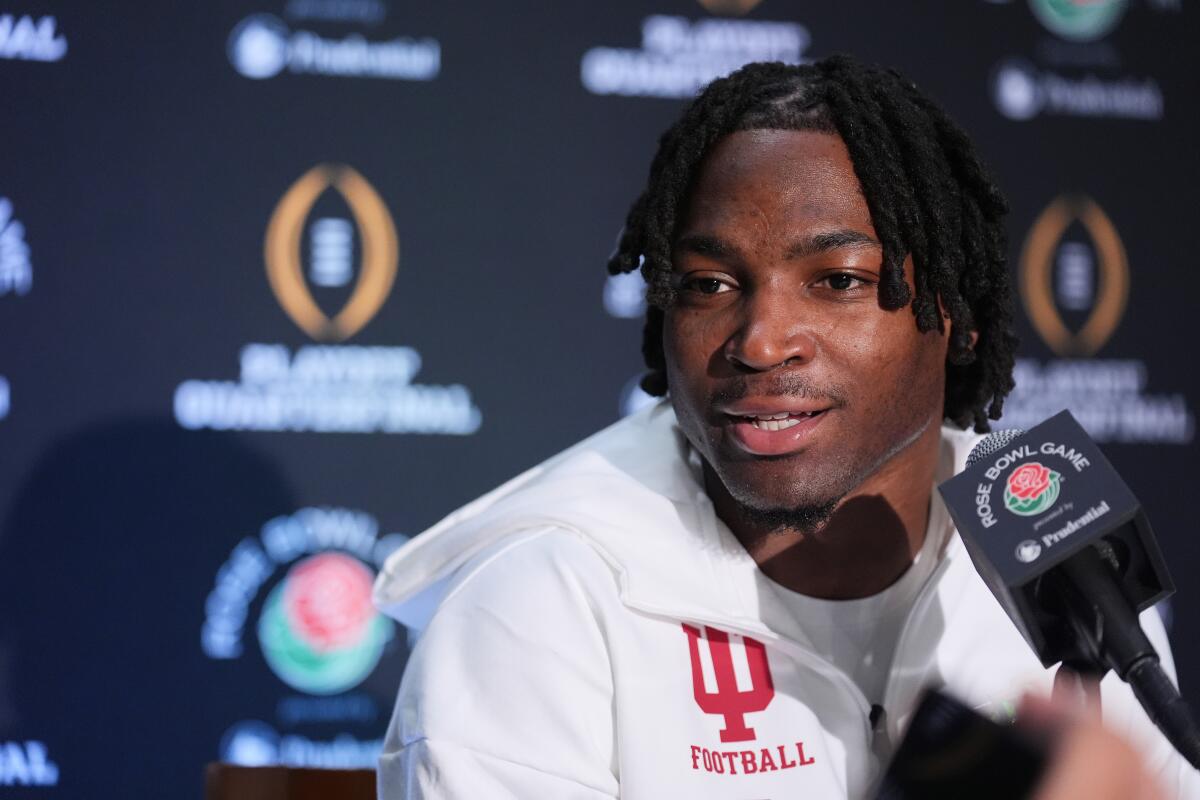 Indiana defensive back D'Angelo Ponds answers questions during a new conference at the Rose Bowl on Tuesday.