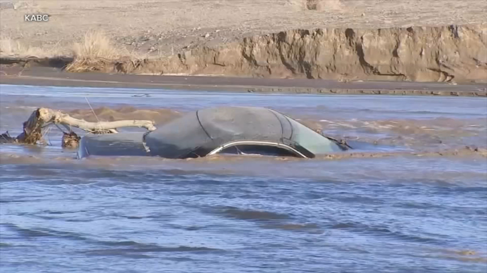 Wrightwood, California flooding news: 4 weather-related deaths in state, with continued risk of mudslides