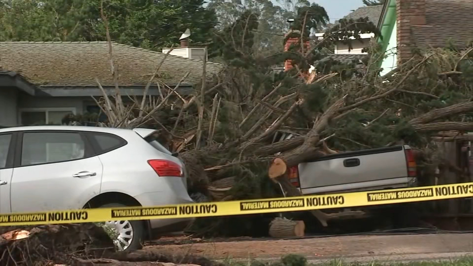 San Mateo County coast see strong winds, downed trees during tornado warning