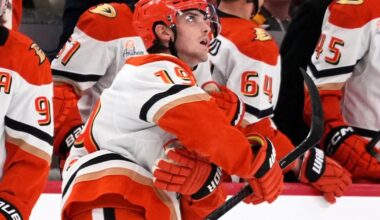 Beckett Sennecke beats the buzzer to force OT and Ducks win shootout to beat Penguins 4-3 :: WRAL.com